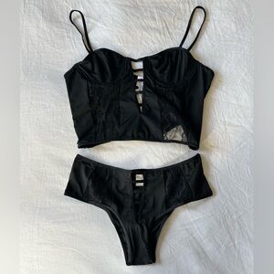 🍋☘️NWT Elegant Moments Black Lace Lingerie Set